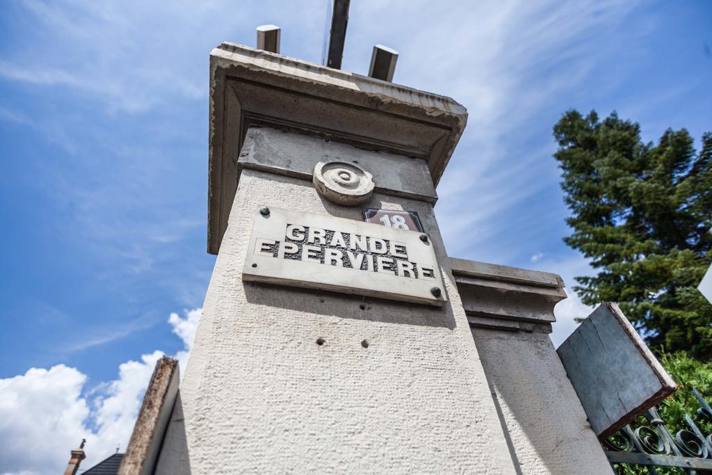 La Grande Eperviere Hotel Barcelonnette Bagian luar foto